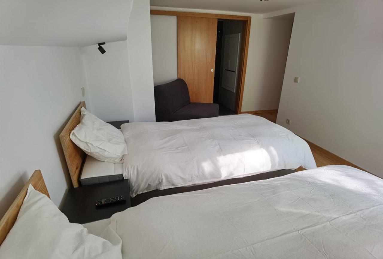 דירות פארדס דה קורה Fernandes House מראה חיצוני תמונה
