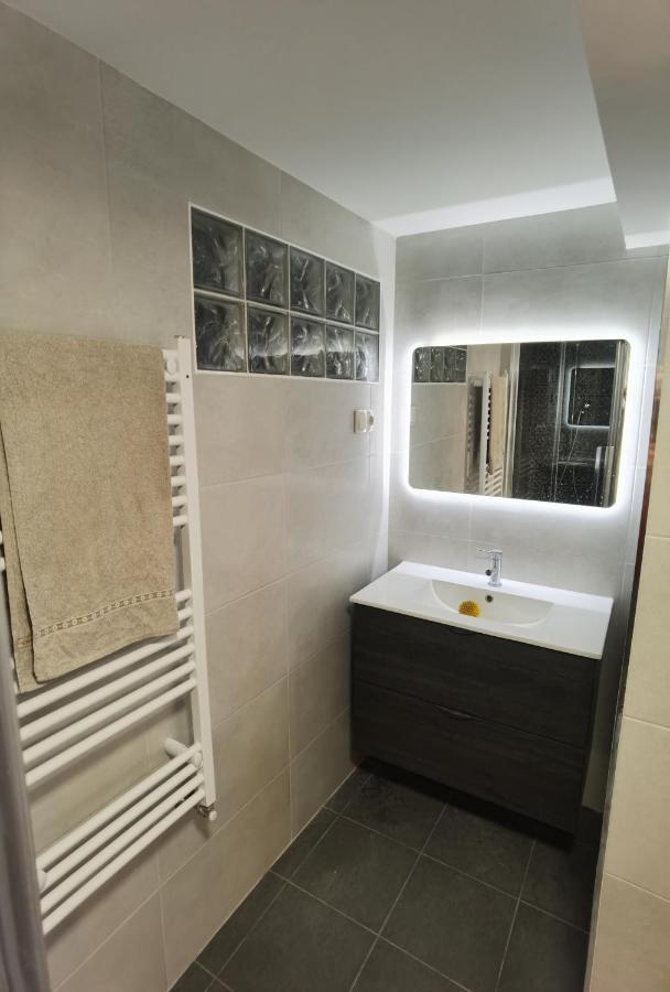 דירות פארדס דה קורה Fernandes House מראה חיצוני תמונה