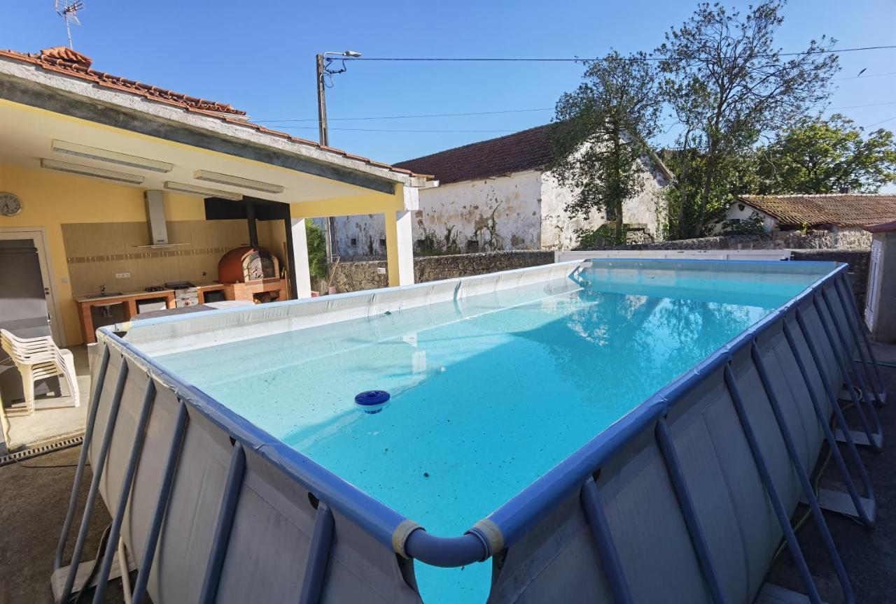 דירות פארדס דה קורה Fernandes House מראה חיצוני תמונה